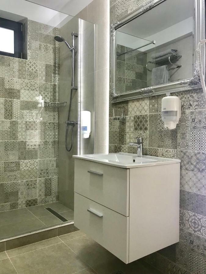 Darnida Luxury Apartment ナボダリ エクステリア 写真